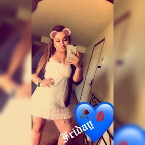 Meet your Posher, Yessenia